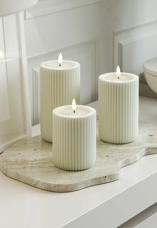 Unique Candles Unique LED Blockljus Stripe Vit 8x15 cm