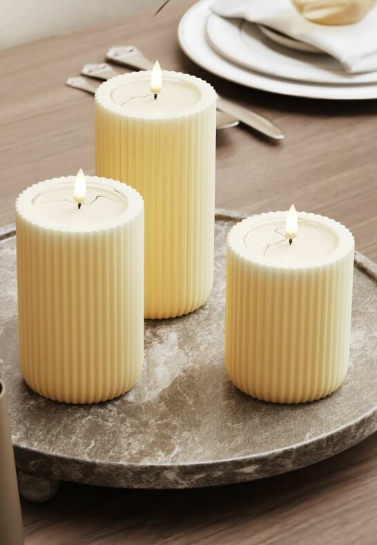 Unique Candles Unique LED Blockljus Stripe Cream 8x15 cm
