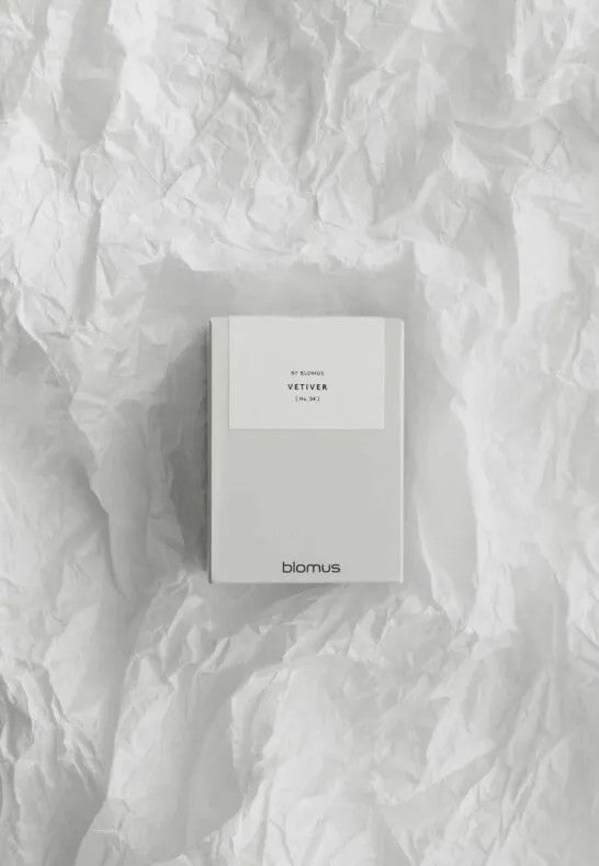 BLOMUS Valoa Doftljus 9 cm Vetiver Ashes of Roses