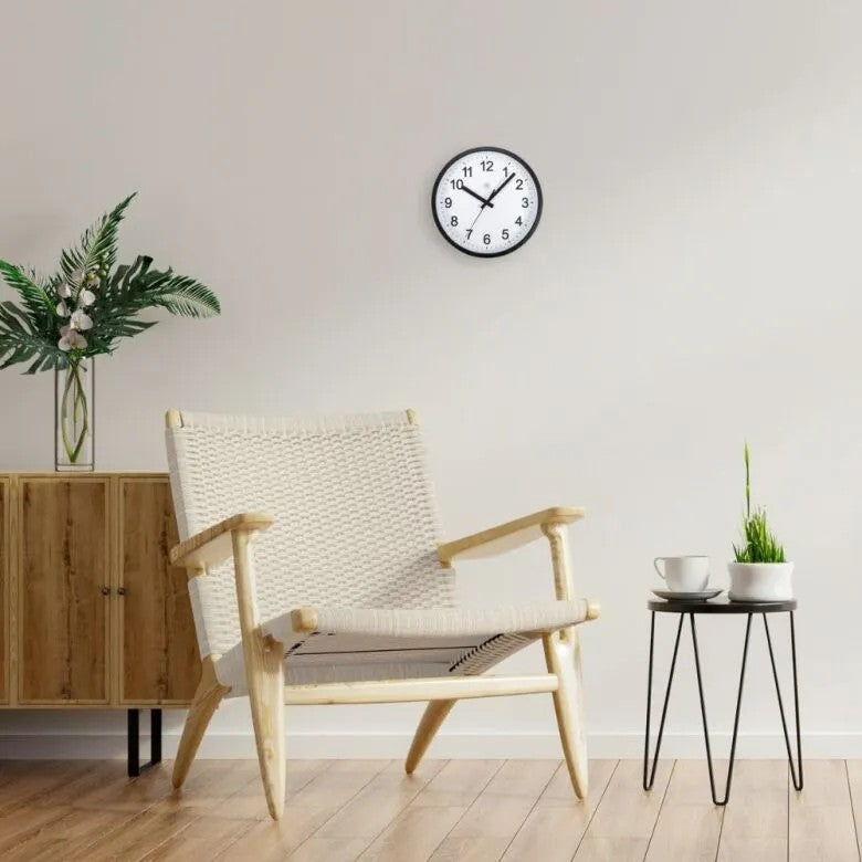 NeXtime nXt Robust Väggklocka Ø25,5 cm Svart/Vit