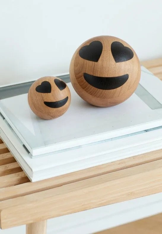 Spring Copenhagen Emojiboll Big Heart Eyes 11 cm Ek
